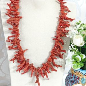 Collane Corallo e Pietre