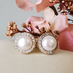 Orecchini perle bianche , argento 925 placcato oro con zirconi ,, orecchini sul lobo, gioielli italiani