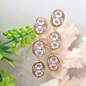 Orecchini cammeo conchiglia sardonica e argento 925 placcato oro , gioielli italiani