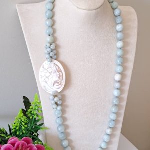 Collana cammeo conchiglia sardonica con pietre dure acquamarina , gioielli italiani