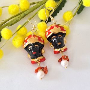 Orecchini Caltagirone, perle bianche, corallo e argento, orecchini siciliani