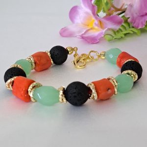 Bracciale corallo rosso bambù, quarzo verde e pietra lavica