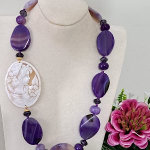 Collana cammeo conchiglia sardonica, collana pietre dure agata viola , gioielli italiani