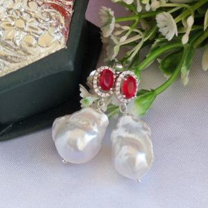 Orecchini perle barocche bianche , orecchini argento 925 con zirconi, gioielli italiani