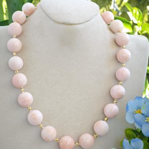 Collana girocollo maxi perle corallo spugna rosa, collana gumball , collana statement