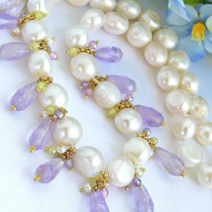 Collana perle barocche bianche con gocce pietre dure ametista, collana girocollo, gioielli italiani