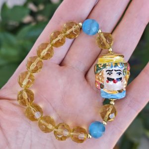 Bracciale testa di moro in ceramica di Caltagirone e cristalli gialli , bracciale siciliano maxi