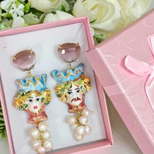 Orecchini ceramica Caltagirone, orecchini grappolo perle bianche , orecchini siciliani