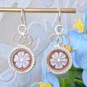 Orecchini argento 925 con cammeo sardonico  e cornice zirconi , gioielli italiani