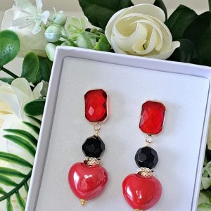 Orecchini San Valentino con cuori ceramica e pietre dure onice nero, orecchini cristalli