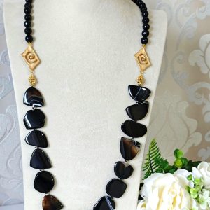 Collana lunga pietre dure agata nera e onice nero, gioielli italiani