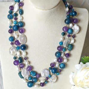 Collana multifilo pietre dure apatite, ametista e perle bianche, gioielli italiani