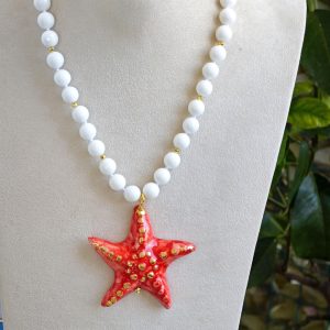 Collana girocollo con stella marina in  ceramica di Caltagirone e pietre dure onice bianco, collana siciliana
