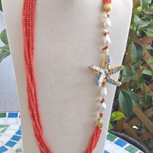 Collana stella marina in ceramica di Caltagirone, collana multifilo cristalli rossi , collana siciliana