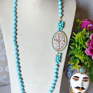 Collana  cammeo conchiglia sardonica e perle turchese , gioielli italiani