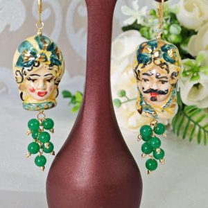 Orecchini ceramica di Caltagirone, orecchini grappolo pietre quarzo verde, orecchini teste di moro siciliani