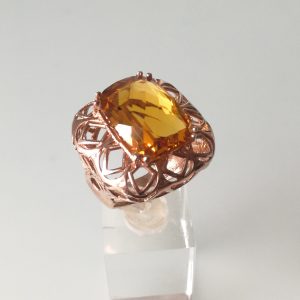 Anello pietra topazio giallo. Anello argento placcato oro