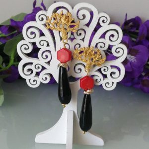 Orecchini corallo rosso naturale e pietra onice nera