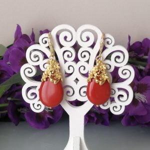 Orecchini stile vintage in corallo rosso composto imitazione