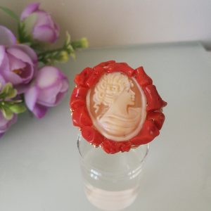 Anello corallo rosso del mediterraneo naturale. Anello cammeo originale. Cammeo sardonico