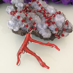 Collana corallo rosso naturale del mediterraneo. Ciondolo corallo rosso naturale del mediterraneo. Ciondolo argento.Corallo vero.