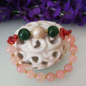Bracciale pietre vere agata rosa, giada, e corallo rosso naturale del mediterraneo , bracciale elastico.