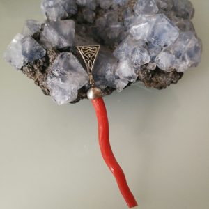 Rametto corallo rosso mediterraneo. Cornetto rosso portafortuna.Ciondolo collana corallo. Corallo vero