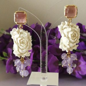 Orecchini rosa corallo bianco imitazione e pietre quarzo viola