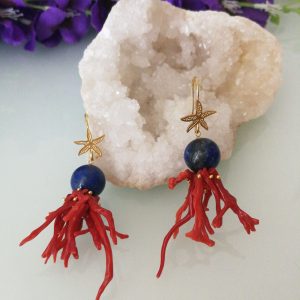 Orecchini corallo rosso naturale del mediterraneo e pietre lapislazzuli