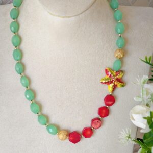Collana stella marina ceramica Caltagirone, collana pietre quarzo verde e corallo rosso, collana siciliana