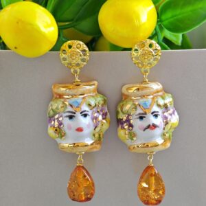 Orecchini teste di moro in ceramica Caltagirone, orecchini goccia ambrata , orecchini siciliani