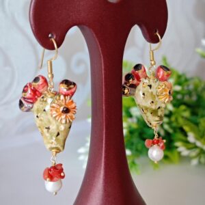 Orecchini  ceramica Caltagirone , corallo e perle bianche, orecchini cactus, orecchini siciliani